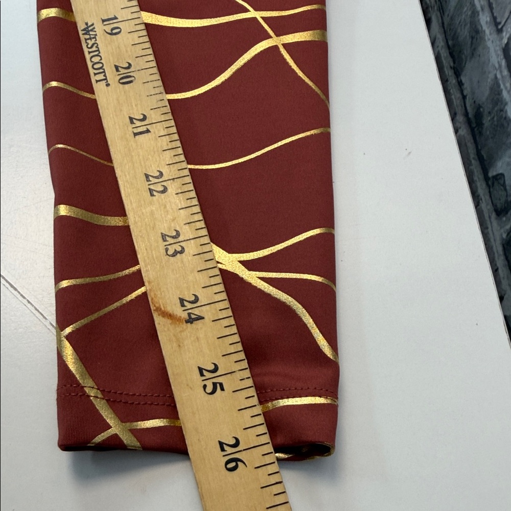 Nike running Copper and Gold Patterned Leggings‎ - Picture 7 of 10
